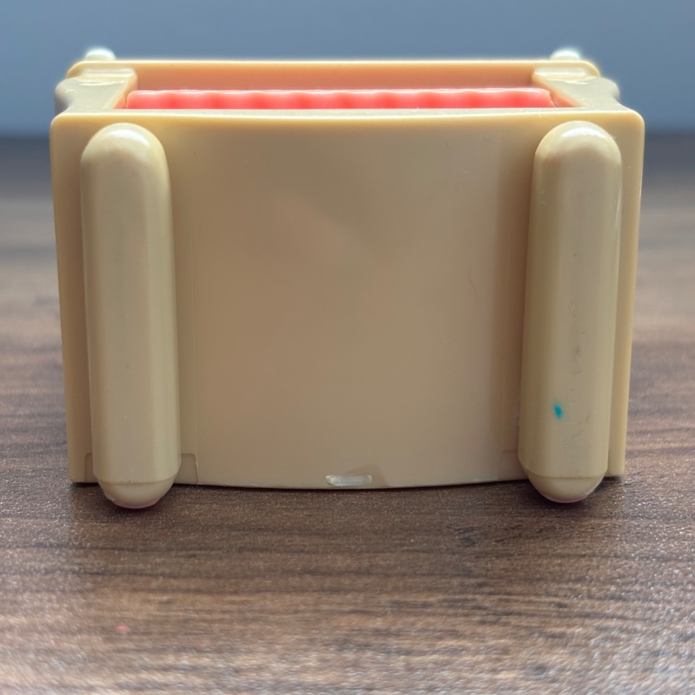 Fisher Price LOVING FAMILY Dollhouse Baby CHANGING TABLE Replacement Bottle 2003 - Picture 5 of 9